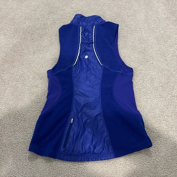 Excellent Used Condition Lululemon Limitless Vest, Size 8 - Picture 2 of 5